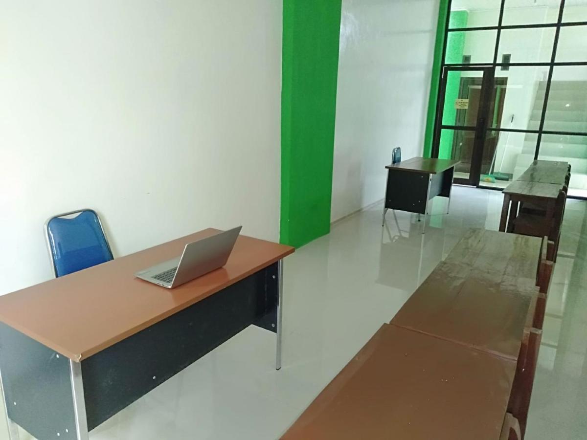 Oyo 90930 Hana Hani Bandar Lampung